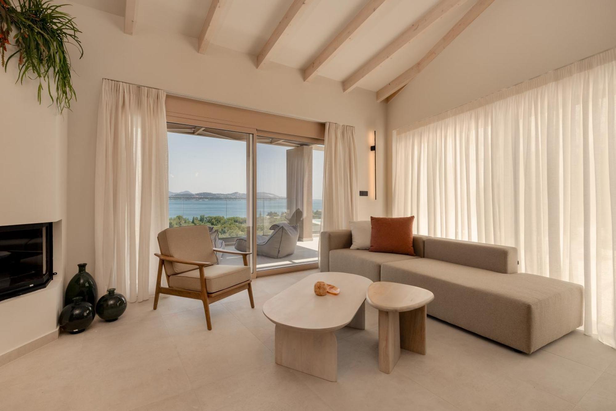 Kalos The Project Villa *